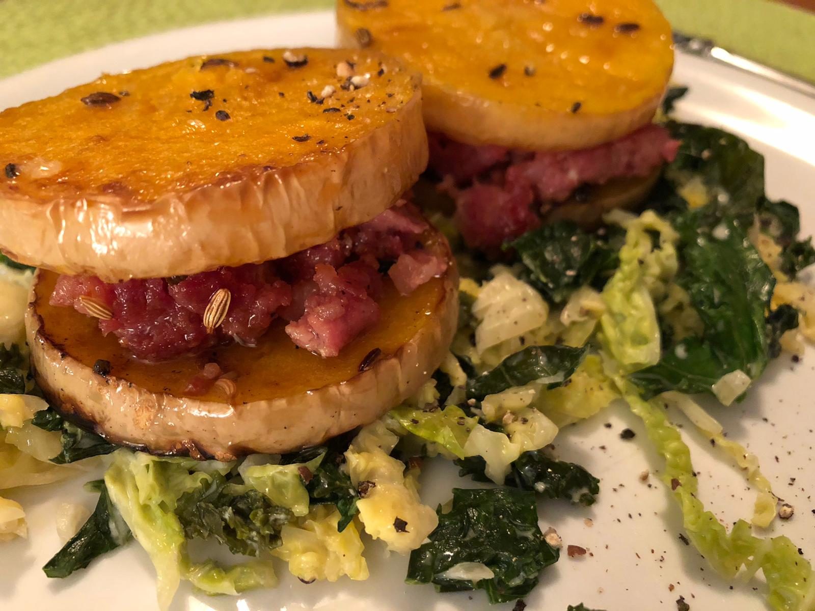 Butternut-Burger mit Salsicce-Patty